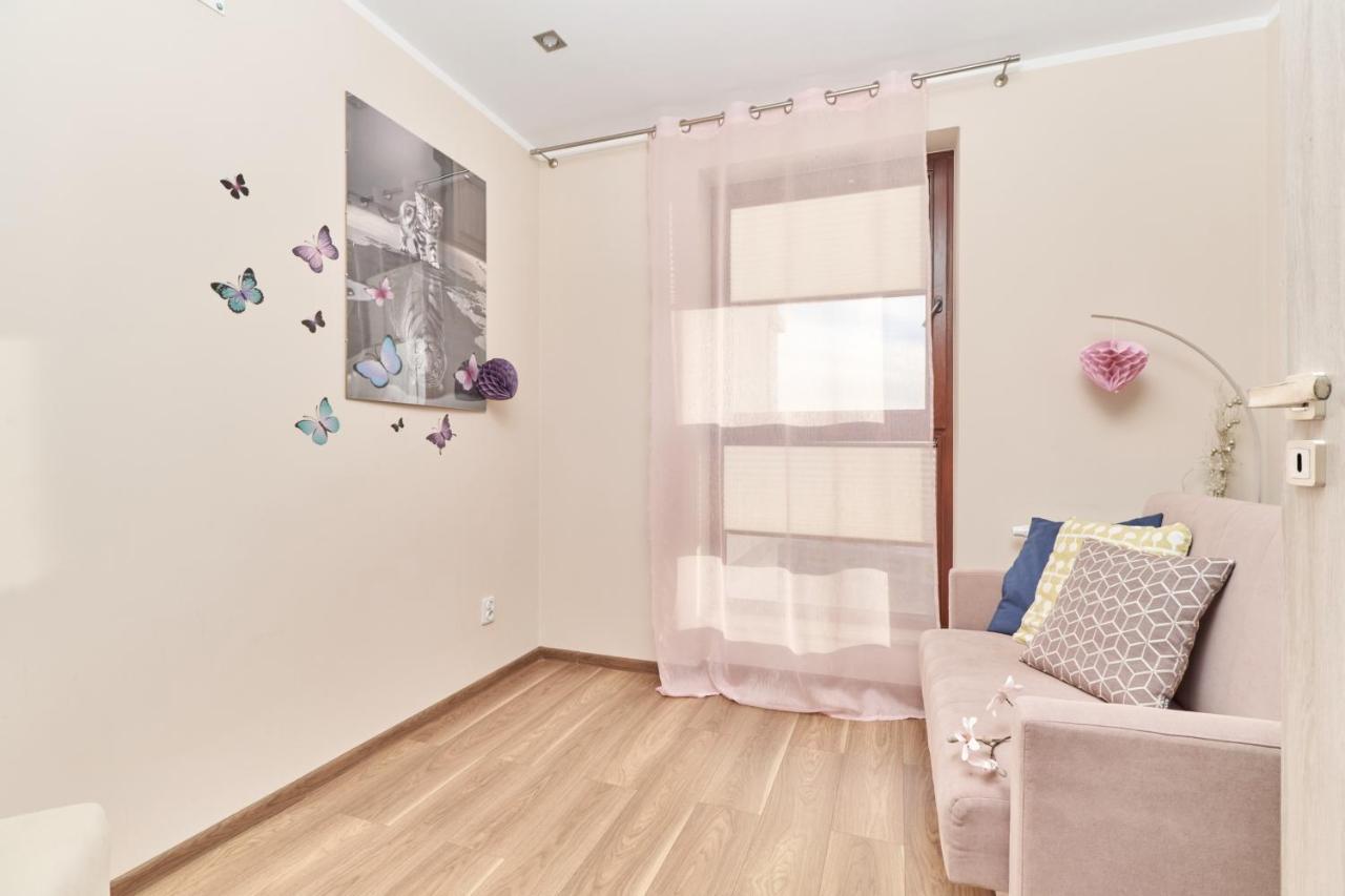 Apartment Wroclaw Krakowska With Balcony And Free Garage By Noclegi Renters Exterior photo