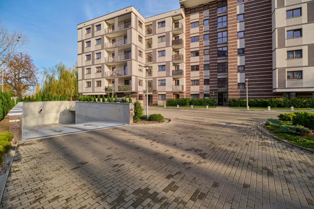 Apartment Wroclaw Krakowska With Balcony And Free Garage By Noclegi Renters Exterior photo