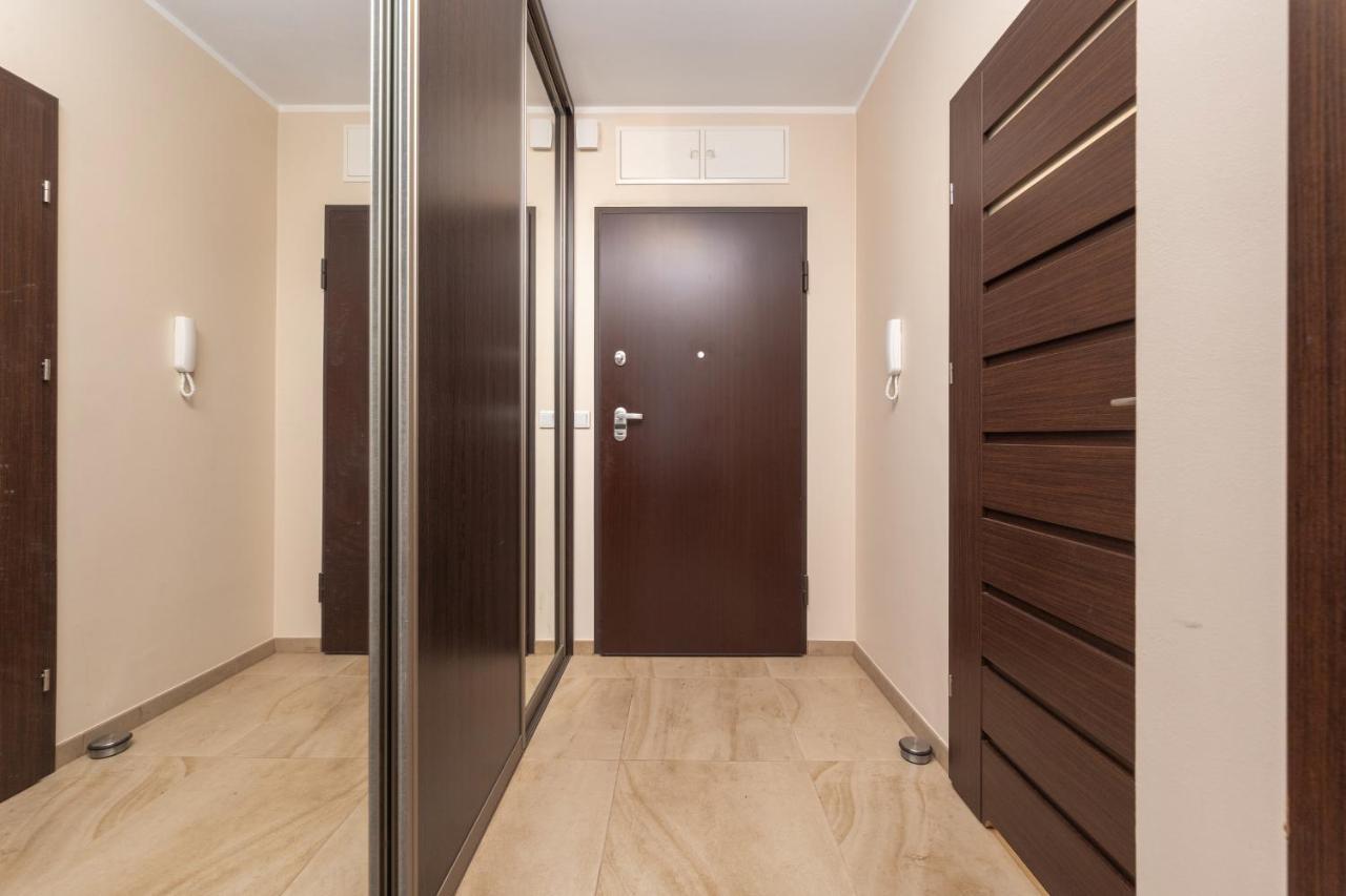 Apartment Wroclaw Krakowska With Balcony And Free Garage By Noclegi Renters Exterior photo
